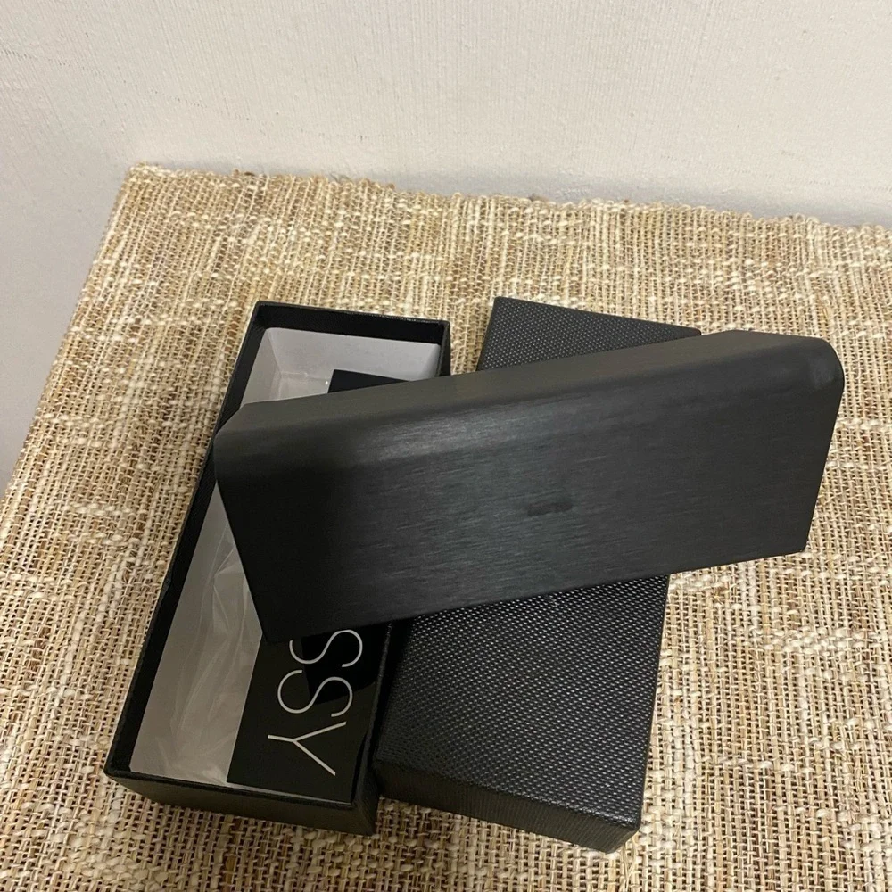 GLASSY FOLDABLE GLASSES CASE AND BOX